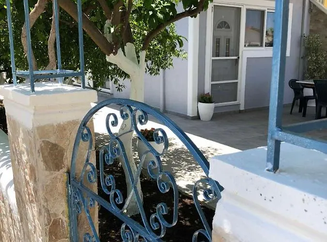 Chrysanthi's Apartment *