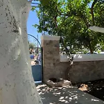 Chrysanthi's Διαμέρισμα Φαληράκι